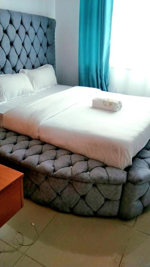 Jacky'S Milimani Suites Nakuru Exterior photo